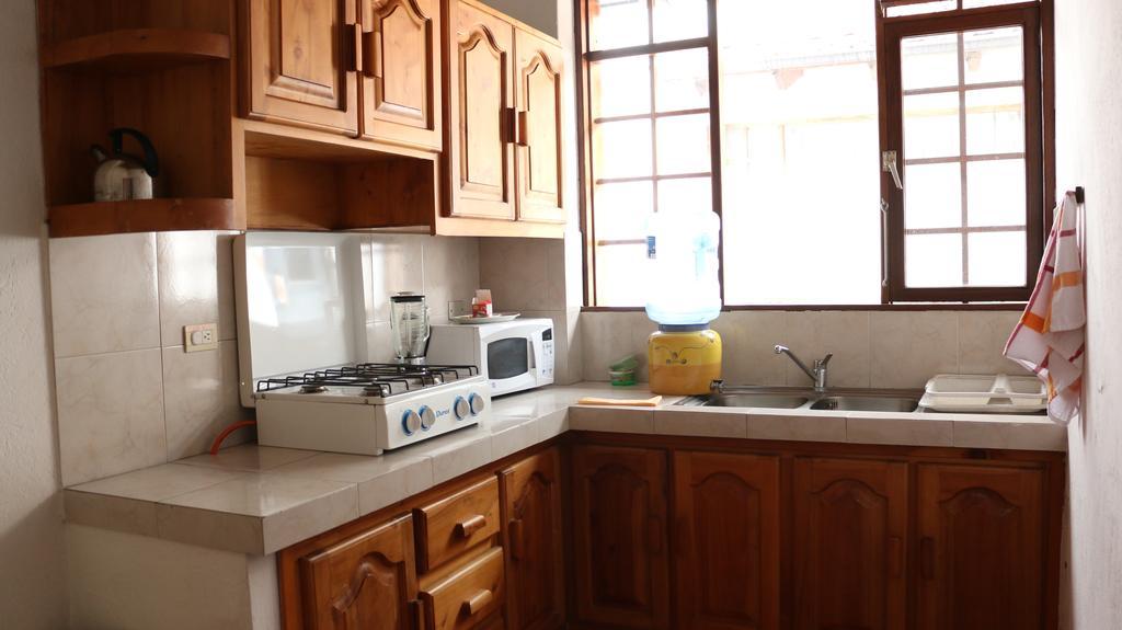 Apartamentos Los Quipus Quito Phòng bức ảnh