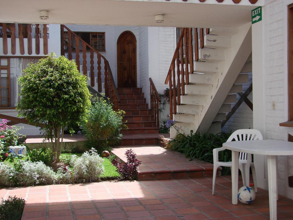Apartamentos Los Quipus Quito Ngoại thất bức ảnh