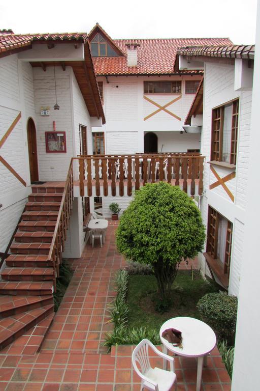 Apartamentos Los Quipus Quito Ngoại thất bức ảnh