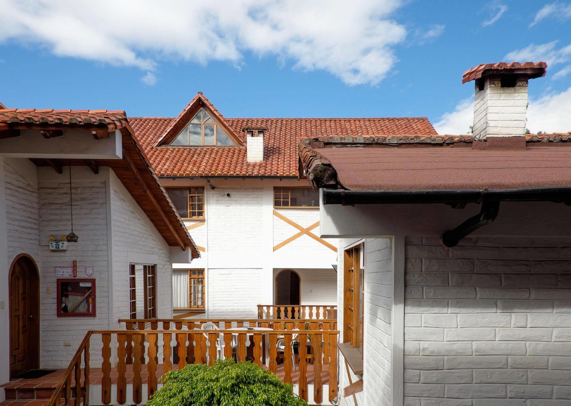 Apartamentos Los Quipus Quito Ngoại thất bức ảnh